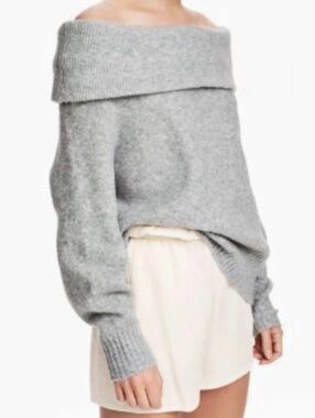 H&M Off-the-Shoulder Sweater Gray Size Small